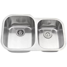 ANZZI Moore 32" x 20" Kitchen Sink - Brushed Silver