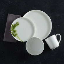 Mikasa Samantha 16-Piece Bone China Dinnerware