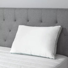 Sealy Extra Firm Support Standard/Queen Size Pillow - Striped Gusset