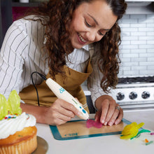 3Doodler-Chef-3D-Pen-Bundle-With-Bonus-Candy-Refill-Bag1-_2 - USA Mega Market
