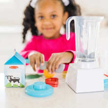 Melissa & Doug Wooden Smoothie Maker Blender 22-Piece Play Food Set