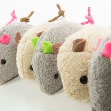 SmartyKat Skitter Critters Value Pack, Soft Plush Catnip Filled Mice Cat Toys, 10 Count