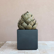 ArtichokeAgaveSculpturebyDesertSteel4-_2 - USA Mega Market