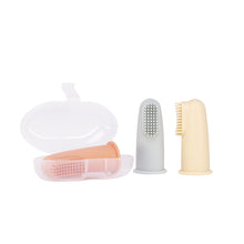 Bizzu Baby Silicone Finger Toothbrush with Storage Case, Food-Grade Platinum Silicone, Oral Care for Infants and Babies, 3 Count