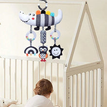 Black & White Baby Car Seat Toy – High Contrast Hanging Rattle with Crocodile & Caterpillar, Newborn Stroller Toy for 0-6 Months, Sensory Developmental Gift for Boys & Girls