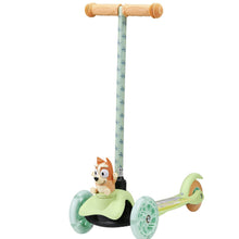 Bluey Bingo Ride-N-Glide Buddies 3D Toddler Scooter, 3 Wheel Kick Scooter for Kids Ages 3+, Green