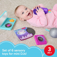 Fisher-PriceMiniMeMomentsDJGiftSet-6-PieceSensoryBabyToysforNewbornPlay1-_6_3e97fa78-9dce-4ef0-a186-50361d5e5554 - USA Mega Market