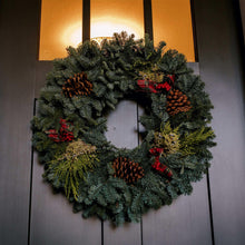 Fresh-22-Noble-Fir-Mixed-Wreath4-_5 - USA Mega Market