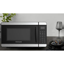 Frigidaire0.7Cu.Ft.CountertopMicrowaveOven8 - USA Mega Market