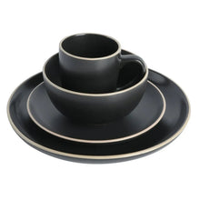Gibson Home 32-Piece Everyday Essential Round Dinnerware Set, Service for 8
