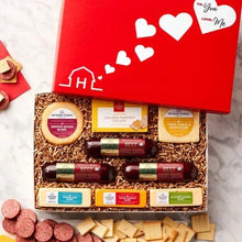 HickoryFarmsDeluxeValentine_sDaySavorySnacksGiftBox1 - USA Mega Market