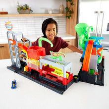 HotWheelsOctoCarwashand3ColorRevealCars1-_5 - USA Mega Market