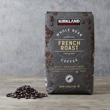 Café en grano entero Kirkland Signature, tostado francés, 2,5 libras