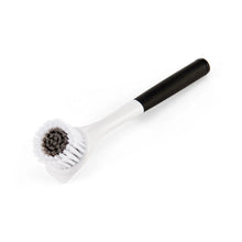 KitchenAid-Round-Sink-Angled-Brush-with-Black-Soft-Touch-Handle_939bff78-c943-4eae-89c5-0d485ee34460.07fda42295c5aee6c6919cf3394a3153 - USA Mega Market