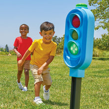 LittleTikesRedLightGreenLightSportToy3 - USA Mega Market