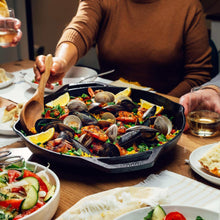 LodgeChefCollection2-pieceCastIronSkilletSet1-_2 - USA Mega Market