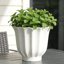 Mainstays Lillian 8" x 8" x 7" Round 100% Recycled Resin Planter