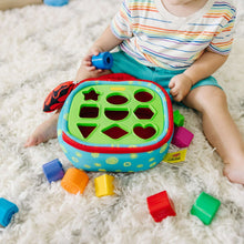 Melissa-DougK-sKidsTake-AlongShapeSorterBabyToyWith2-SidedActivityBagand9TexturedShapeBlocks4-_6 - USA Mega Market