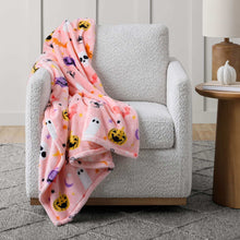 Member's Mark Halloween Lounge Throw, 60" x 70"