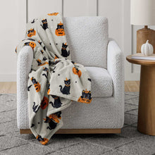 Member's Mark Halloween Lounge Throw, 60" x 70"
