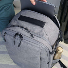 Member-sMark30-LiterAdultTravelBackpack-18-7x14x6-ChooseYourColor4-_3 - USA Mega Market
