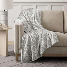 Member-sMarkSeasonalLoungeThrow5-_1 - USA Mega Market