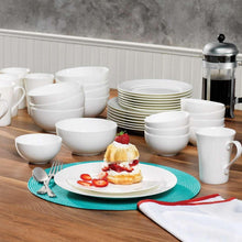 Mikasa Lausanne 40-piece Bone China Dinnerware Set