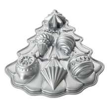 NordicWareVintageOrnamentBakingPan3-_4 - Brands For Less USA