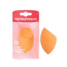 Real Techniques Miracle Complexion Sponge, Makeup Sponge for Liquids & Creams, Orange, 1 Count