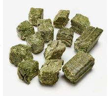 Kaytee Timothy Hay Blend Cubos 1 libra 