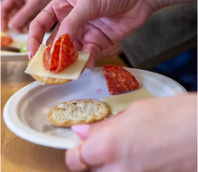 Chinet Classic 6.75" Dessert Plate, 300 ct.