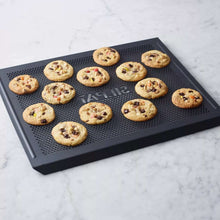 Silpat-Perforated-Baking-Tray-4-_4_30aa0127-aa9d-4971-a18a-f2e8a5a710b1 - USA Mega Market