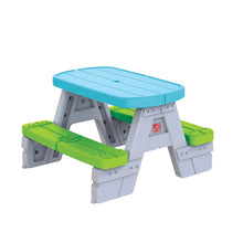 Step2 Fun and Friends Picnic Table