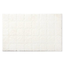 Town & Country Everyday Ultra Plush Solid Tufted Windowpane Bath Mat 20"x32"
