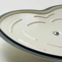 Tramontina 3-Quart Heart Shape Enameled Cast Iron Dutch Oven (Shallow, Oven Safe)