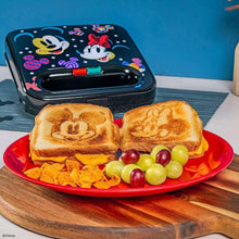 Uncanny-Brands-Disney-Mickey-and-Minnie-Mouse-Sandwich-Maker-4-_2 - USA Mega Market
