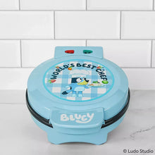 UncannyBrandsBlueyWaffleMaker4 - USA Mega Market