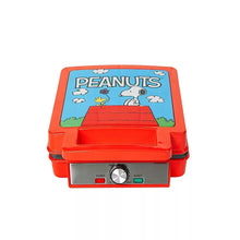 UncannyBrandsPeanutsDeluxeWaffler - USA Mega Market