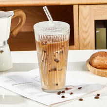 Better Homes & Gardens Glass 21oz Tumbler Ribbed with Glass Lid and Straw