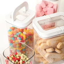 generic-8-piece-pantry-storage-container-set-closeup-lids-handle - USA Mega Market